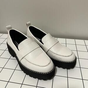 Women's chunky Loafers US8 black and white